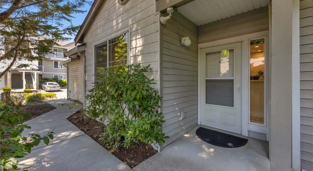 Photo of 2009 196th St SE Unit G104, Bothell, WA 98012