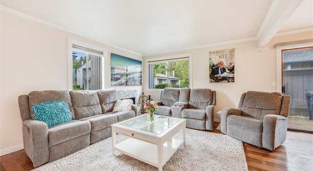 Photo of 1822 S 330th St Unit B, Federal Way, WA 98003