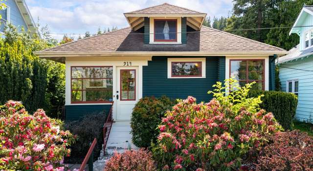 Photo of 914 E Laurel St, Bellingham, WA 98225