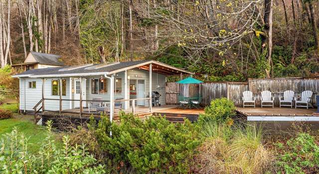 Photo of 10009 SW Northilla Rd, Vashon, WA 98070