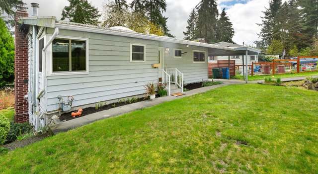 Photo of 15544 Densmore Ave N, Shoreline, WA 98133
