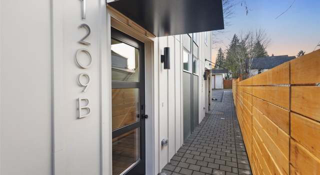 Photo of 1209 NE 97th St Unit B, Seattle, WA 98115