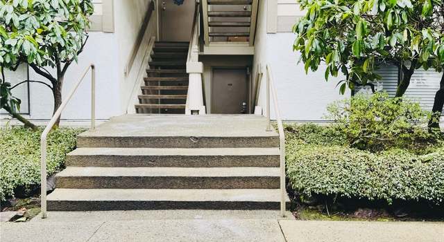 Photo of 222 NE Dogwood St Unit C-102, Issaquah, WA 98027