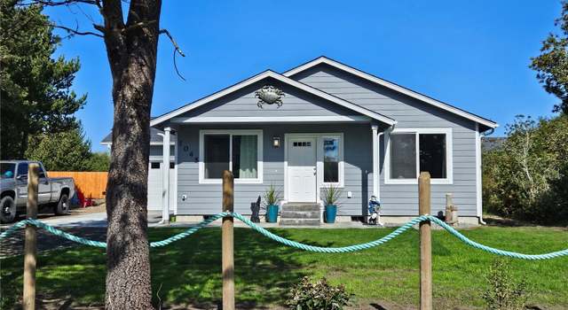Photo of 1045 Tonquin Ave SW, Ocean Shores, WA 98569