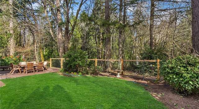 Photo of 2440 169th Ave NE, Bellevue, WA 98008