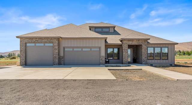 Photo of 860 Waterbrook Ln, Ellensburg, WA 98926
