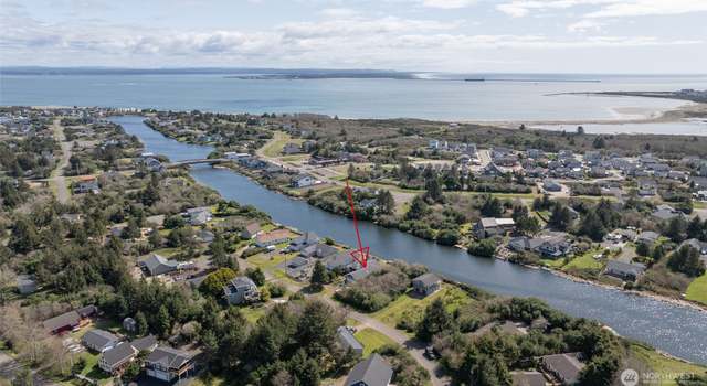 Photo of 875 Pheasant Ct SW, Ocean Shores, WA 98569