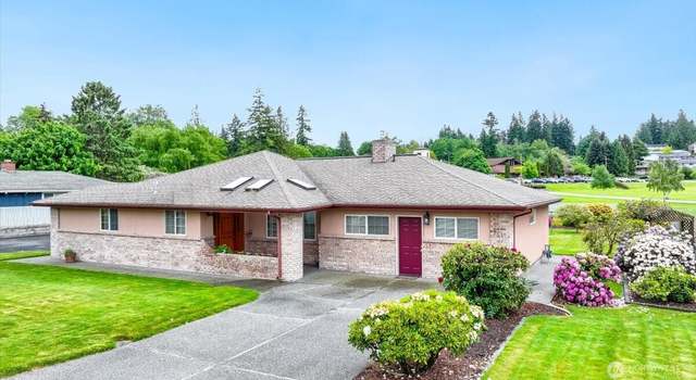 Photo of 615 Hillcrest Dr, Anacortes, WA 98221
