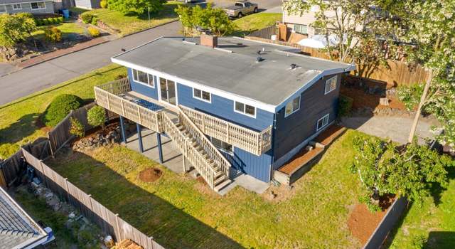 Photo of 3311 NE 11th Pl, Renton, WA 98056