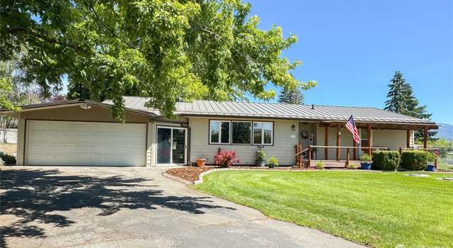 Photo of 746 Ridge Dr E, Omak, WA 98841