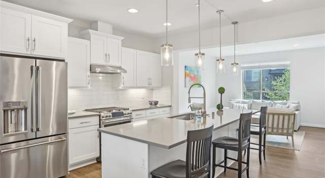 Photo of 1089 7th Ave NE, Issaquah, WA 98029