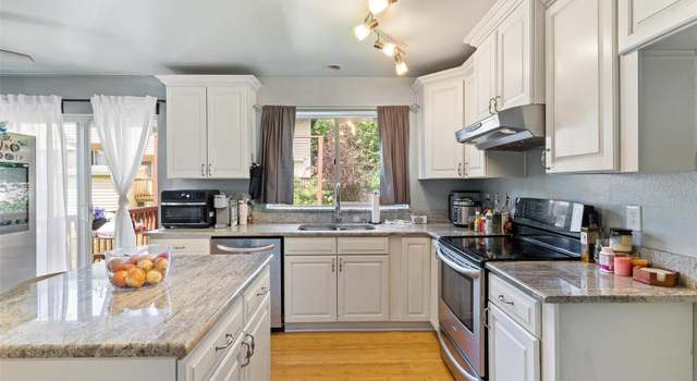 Photo of 1342 NE Jasmine Ln, Bremerton, WA 98311