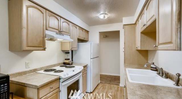 Photo of 8627 25th Ave SW Unit D, Seattle, WA 98106