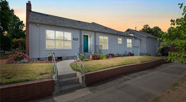 Photo of 2405 Maple St, Longview, WA 98632