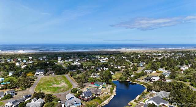 Photo of 195 N Razor Clam Dr SW, Ocean Shores, WA 98569