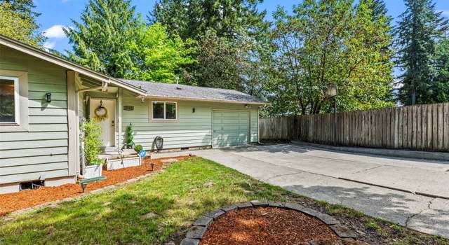 Photo of 2541 Red Spruce Dr SE, Port Orchard, WA 98366