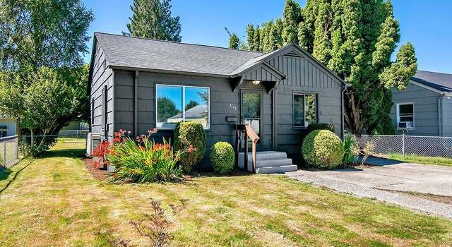 Photo of 3143 Fir St, Longview, WA 98632