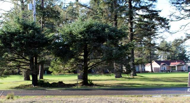 Photo of 152 Dolphin Ave SE, Ocean Shores, WA 98569