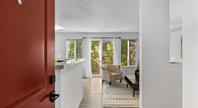 Photo of 3661 Phinney Ave N #407, Seattle, WA 98103