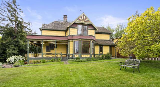 Photo of 925 Wilson St, Port Townsend, WA 98368