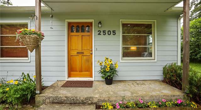 Photo of 2505 NE 165th St, Shoreline, WA 98155