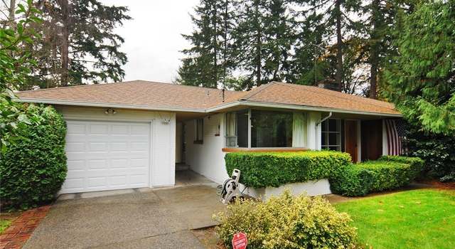 Photo of 1719 NE 106th St, Seattle, WA 98125