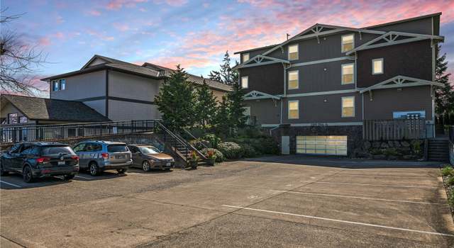 Photo of 1109 29th St #203, Anacortes, WA 98221