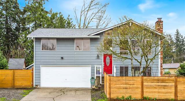 Photo of 3706 Lemon Tree Ln, Auburn, WA 98092