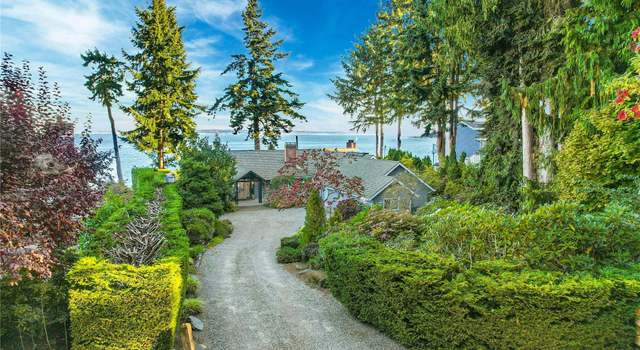 Photo of 10666 NE Manitou Park Blvd, Bainbridge Island, WA 98110