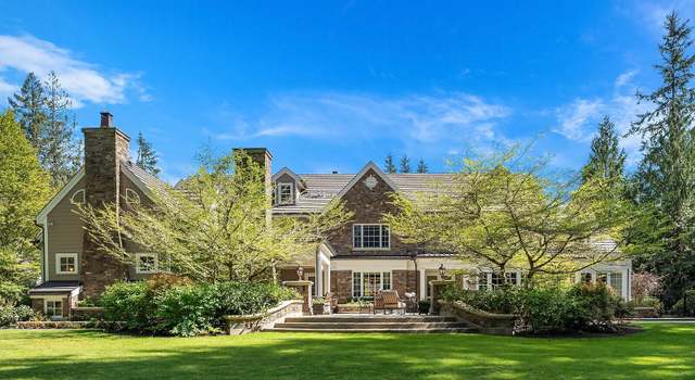 Photo of 2045 250th Pl NE, Sammamish, WA 98074