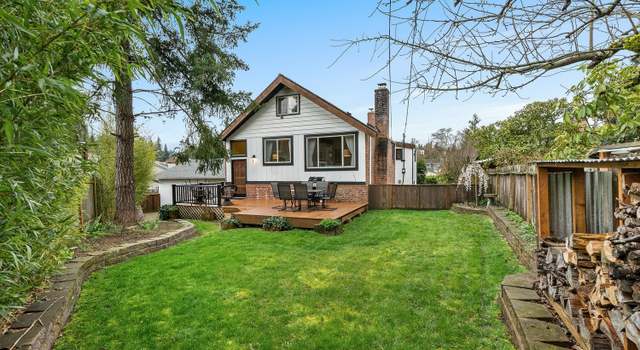 Photo of 20014 24th Ave NE, Shoreline, WA 98155