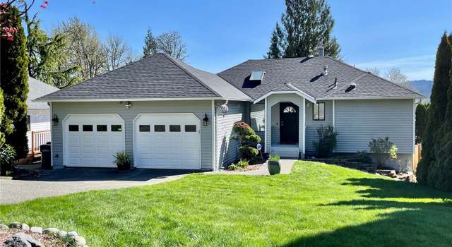 Photo of 1230 Oakwood Pl NW, Issaquah, WA 98027