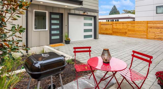 Photo of 514 N 77th St, Seattle, WA 98103
