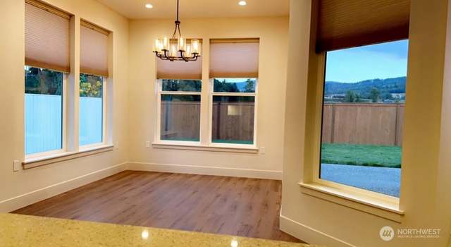 Photo of 480 Broadmoor St, Sequim, WA 98382