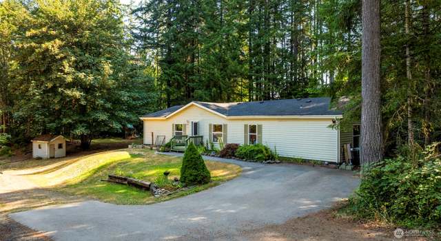 Photo of 14011 Hawks Cove Ln, Bremerton, WA 98312