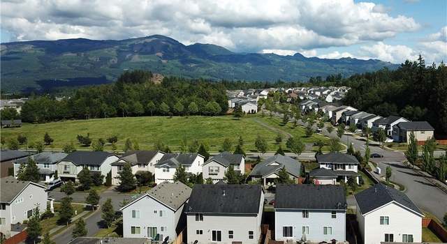 Photo of 719 Pyramid Peak Pl, Mount Vernon, WA 98273