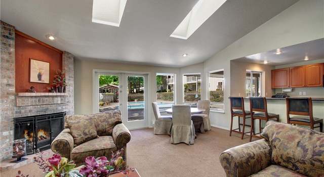 Photo of 19230 Forest Park Dr NE Unit B205, Lake Forest Park, WA 98155