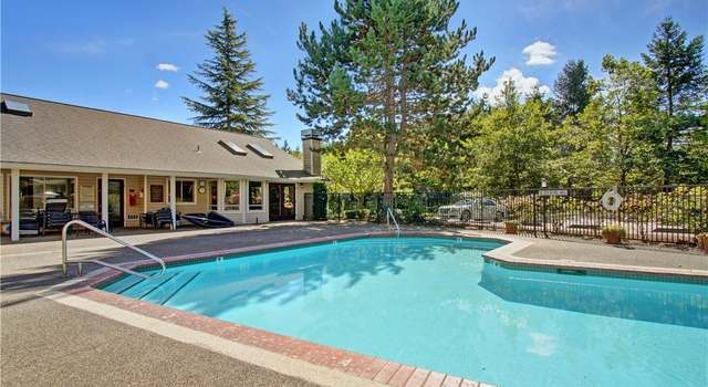 Photo of 19230 Forest Park Dr NE Unit B205, Lake Forest Park, WA 98155