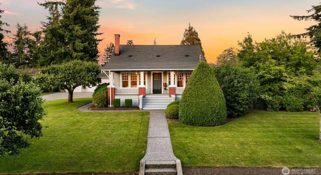 Photo of 1800 Dakin St, Bellingham, WA 98229