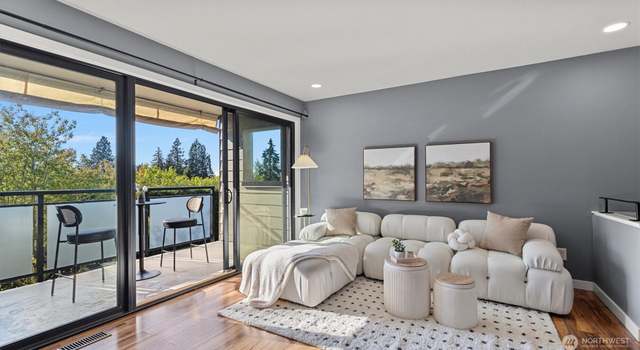 Photo of 11226 NE 68th St Unit B, Kirkland, WA 98033
