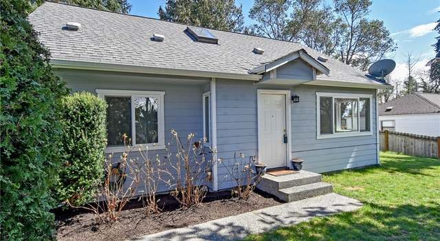 Photo of 15648 5th Ave NE, Shoreline, WA 98155