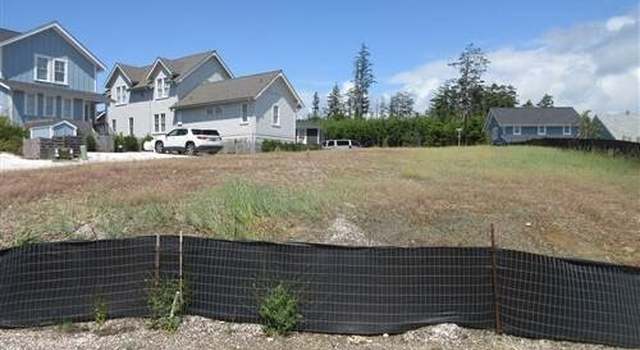 Photo of 335 Compass St, Pacific Beach, WA 98571