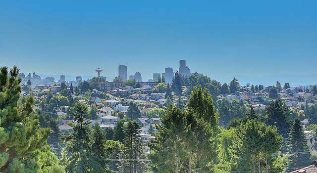 Photo of 3621 W Barrett St, Seattle, WA 98199