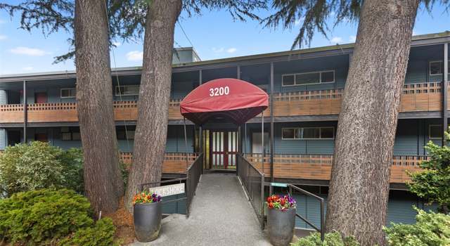 Photo of 3200 W Commodore Way #210, Seattle, WA 98199