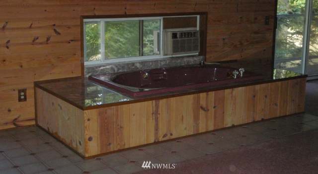 Photo of 15241 150th Ln SE, Renton, WA 98058