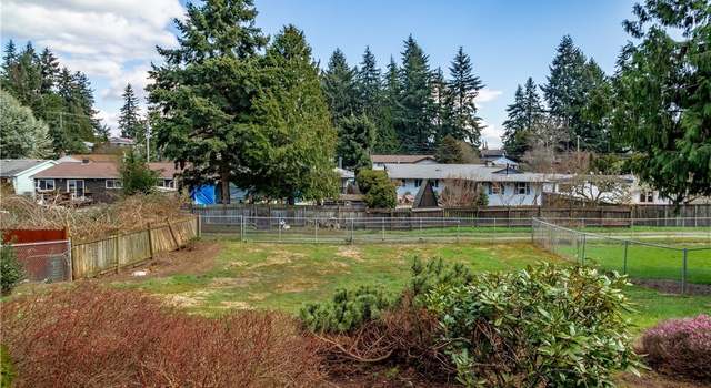 Photo of 16336 Densmore Ave N, Shoreline, WA 98133