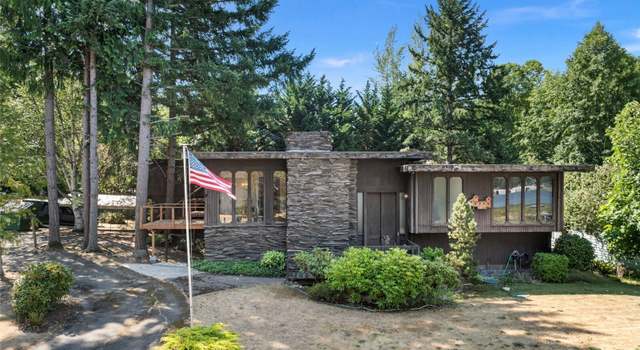 Photo of 2001 Corbet Dr NW, Bremerton, WA 98312