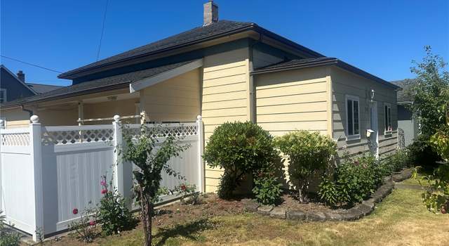Photo of 518 Edson St, Lynden, WA 98264