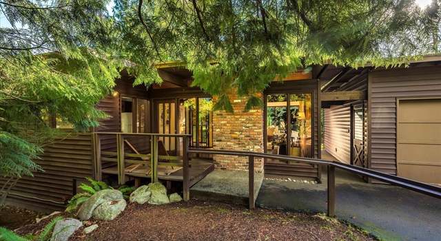Photo of 2947 NE 200th St, Shoreline, WA 98155