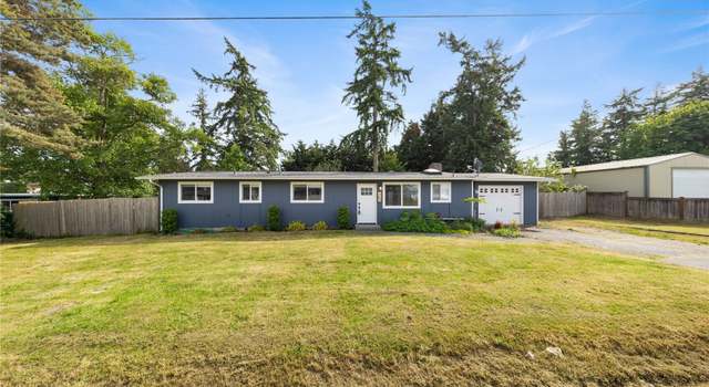 Photo of 823 Walker Ave, Oak Harbor, WA 98277